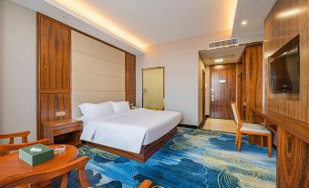 Zijing Laixin Hotel (Zhaoqing Sihui Dawang Station)
