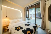 Mushan Yisu (Chuxiong Yiren Ancient Town)