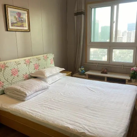 Xihuan Hostel (Hefei National University of Defense Technology 1912 Bar Street)