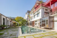 Floral Lux Hotel· Quzhou Yueyin Heji Hotel Hotels in Quzhou