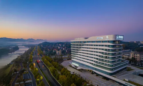 Jiangshan Yunfan Sports Resort Hotel