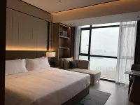 Wanting Hotel (Binjiang Ecological Park Ji'an Railway Station)