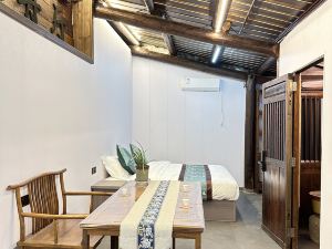 West Street Linjia Courtyard Homestay (Zhongshan Road Branch)