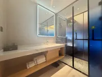 HEBE Xingkong Hotel (South Railway Station Loudi Yizhong)