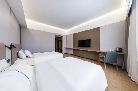 Xiling Snow Mountain Maple Leaf Hotel Отели рядом с достопримечательностью «Xiling Snow Mountain»