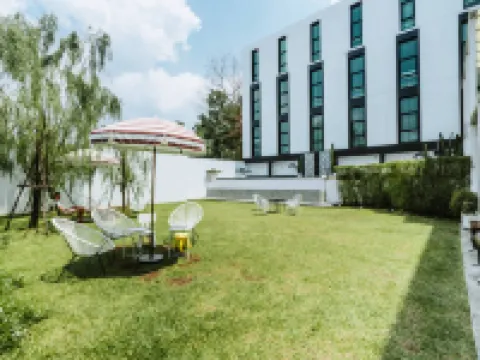 บลูมังกี้ ฮับแอนด์โฮเทล ระนอง โรงแรมในระนอง