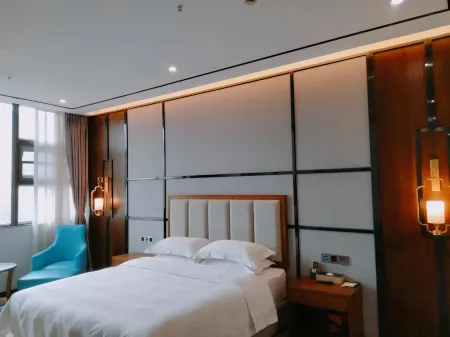 BUND HOTEL Отели в г. Вэйюань