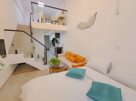 Chuxin Homestay (Changchun Sand Ship Middle East Ole Store) Отели рядом с достопримечательностью «Парк Северного озера Чанчунь»