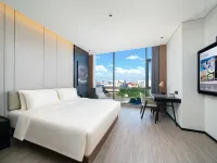 Atour Hotel (Oriental Cultural Plaza, Oriental High-Speed Railway Station) Hotels in Dongfang