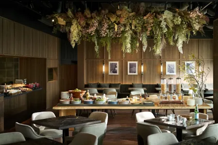 The Royal Park Hotel Iconic Nagoya Отели рядом с достопримечательностью «Нагойский технологический университет»