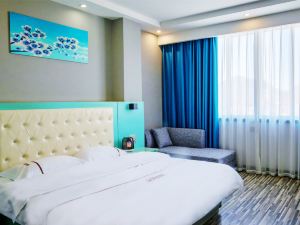 Fashion Haoting Hotel (Daxin Detian Plaza)