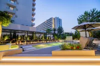 Divani Escape فنادق في فاري