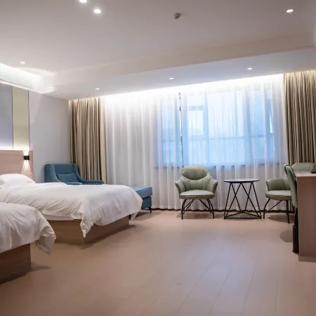 Yixiang Hotel (Yining Station Branch)