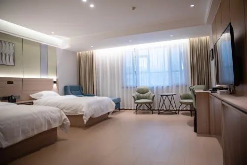 Yixiang Hotel (Yining Station Branch)