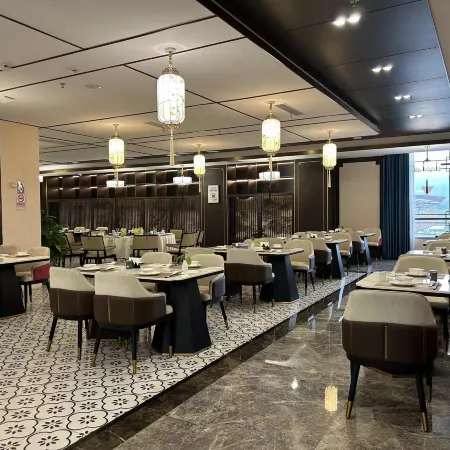 Xiajiang Yulushan International Hotel
