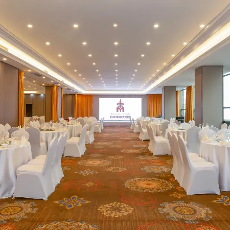 Martha Garr Grand Hotel