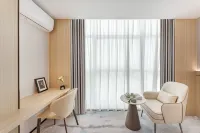 Baiheng Hotel (Shenzhen International Convention & Exhibition Center Tangwei Metro Station Branch) - 3 stjerner