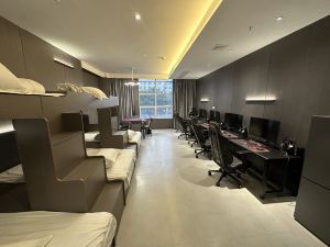 NUTS E-sports Hotel (Luyu Avenue)