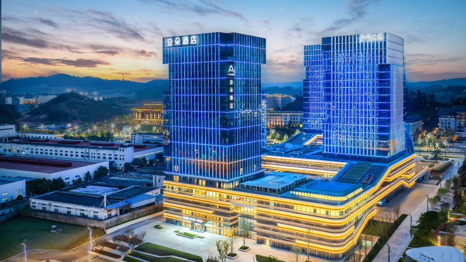 Yibin Lingang University City Convention and Exhibition Center Atour Hotel
