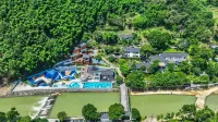 Tonglu Yinmoxi Mountain Resort (Huxiaoxia Drifting Store) Hotels near Roars Gorge Whitewater Adventure Scenic Tourist