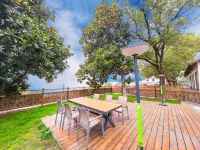 Liangzi Lake Qiyunpan Homestay Hotels in Jiangxia District