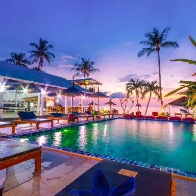 EL PILLAX LANTA RESORT Hotels near Diamond Cliff Beach