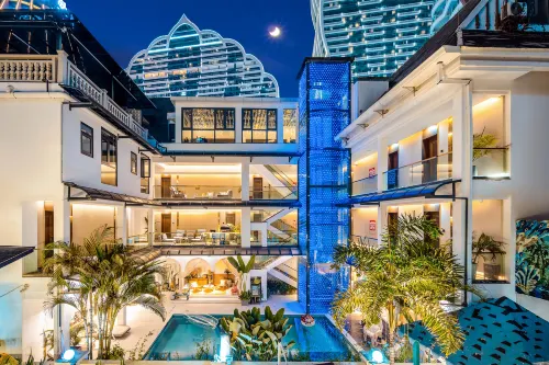 Xishuangbanna Tianmeishu Light Luxury Hotel - Hot Springs