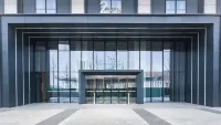 Boya Theme Hotel (Zhengzhou Longzihu Subway Station) Hotels near Zhengzhou Vocational University of Information and Technology (Northeast to Henan Chest Hospital Relative's Courtyard)