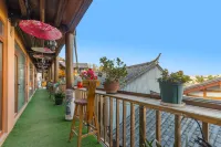 Dishui Danping Ancient City Panoramic Homestay (Lijiang Ancient City Sifang Street) Hotels near Viewing Platform of Lion Mountain in Lijiang Ancient Town