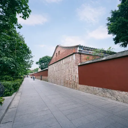 Quanzhou Sanbuwushi Homestay Отели рядом с достопримечательностью «Мечеть Qingjing»