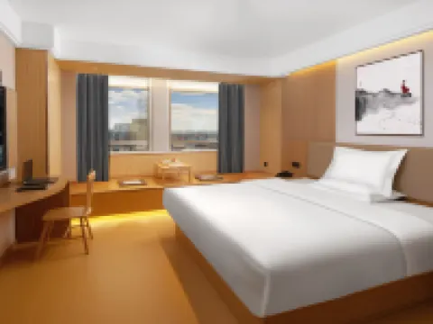 hongtu Hotel (Fengcheng River View Hotel, Pozi Street, hailing) Hotels in Taizhou