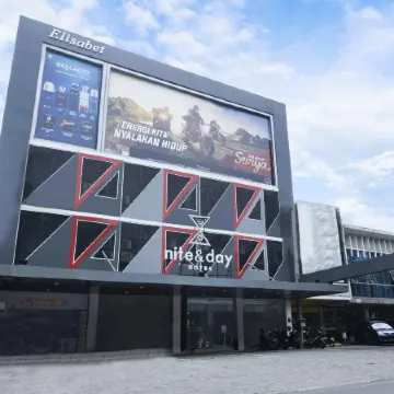 Nite & Day Hotel @ Semarang - Candi