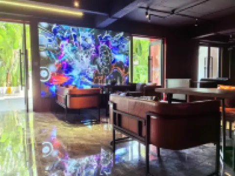 三亞微藍民宿（大東海鹿回頭景區店）