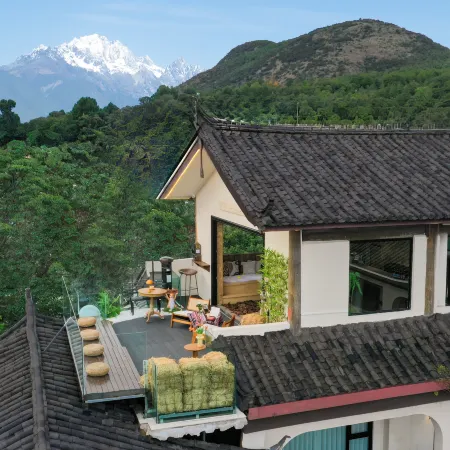 Nell Hefengting · Yichuan Fengyue | View Snow Mountain Ancient City Panorama Hotel