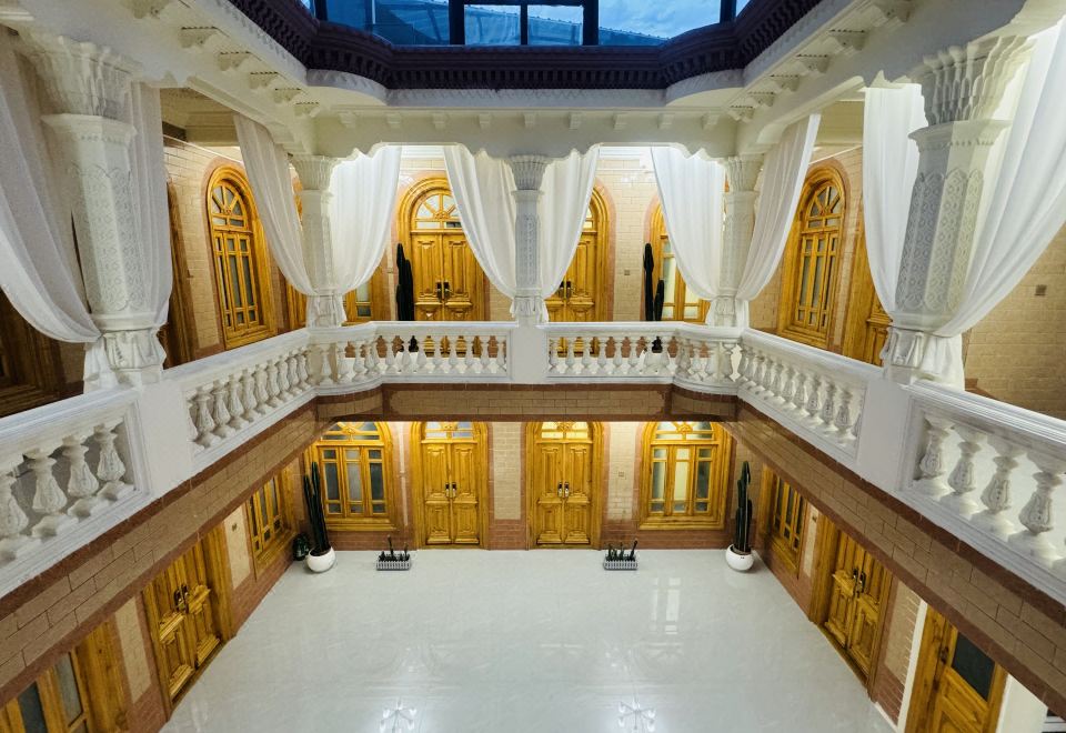 [Jiangyun Hotel의 외관 또는 내부 공용 공간 사진]