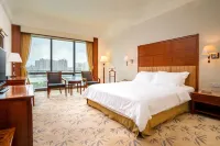 Gladden Hotel (Shilong Town) Các khách sạn ở Đông Quan