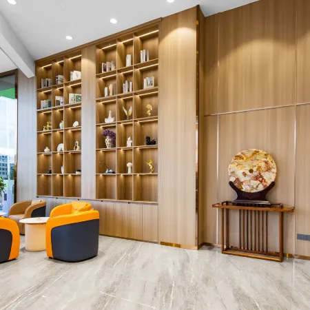 Meinianhua Hotel (Yulin Railway Station Nanxing Plaza)