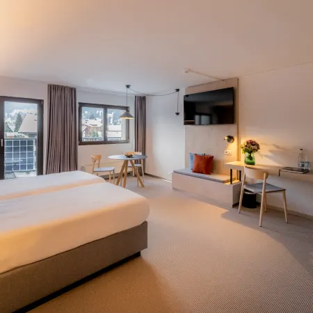 Victoria Hotel & Residence