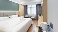 Ruixinchen Hotel Отели рядом с достопримечательностью «Площадь Мяо Цин»