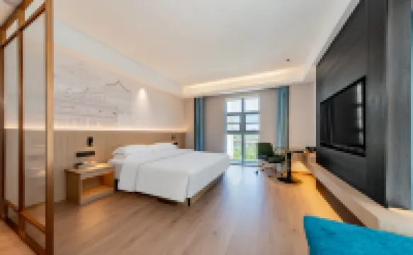 Zhongxin HolidayHotel