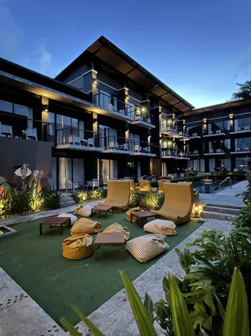 รูปภาพของลาลูน บีช รีสอร์ท เกาะเสม็ด - La Lune Beach Resort Koh Samed