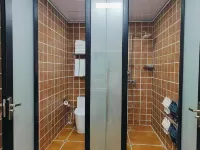Golden Felt Garden Homestay - Balkoner