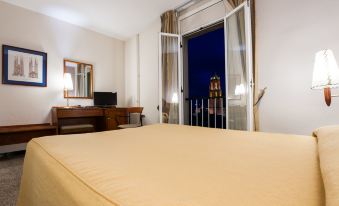 Hotel Gaudi