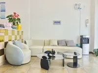 Shenmeng Esports Film and Television Hotel (Baoshan College High speed Railway Station Branch)