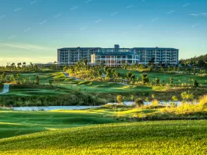 Tengchong International Golf Resort Hotel