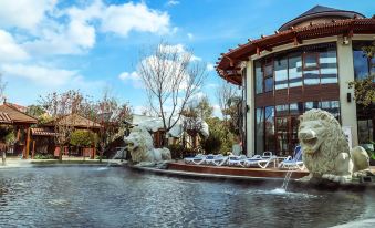Hongrun Hot Spring Resort Hotel