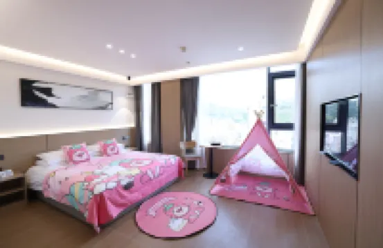 Yuejia Yasu Hotel (Fuding Dingrong Plaza)