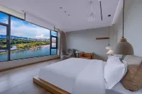 Yixi Private Hot Spring Hotel