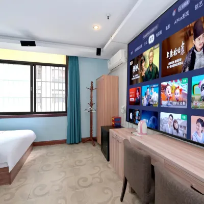 Zhengzhou Zhonghe Hotel (Exhibition Center Store) Hotels near Henan Art Center