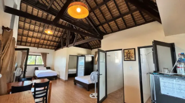 Mi Nhon Em Hotel Muine Hotels near Rang Market